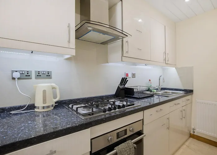 Luxury Oceana Apartment, Central City Centre, Newly Refurbished